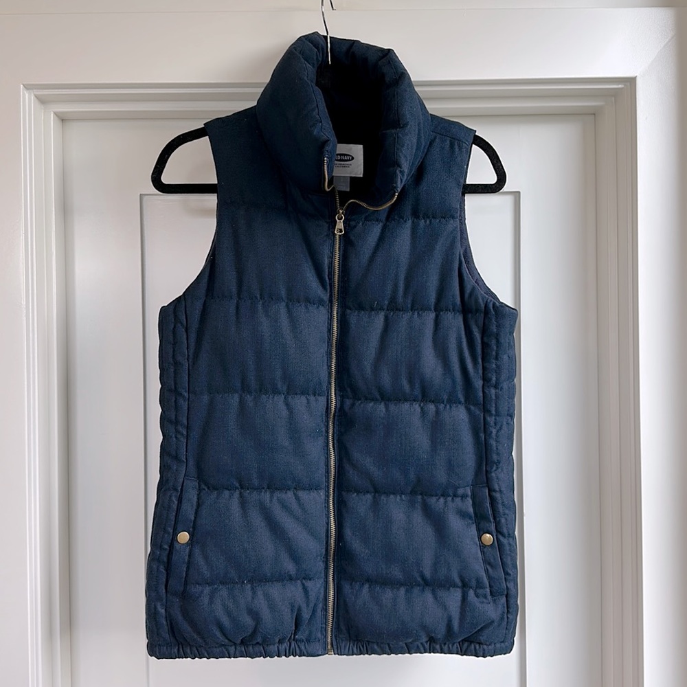 Old Navy TALL Soft Puffy Fleece-Lined Vest